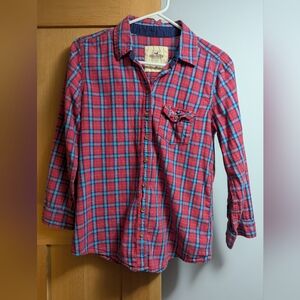 Hollister women's button down plaid shirt (size medium)